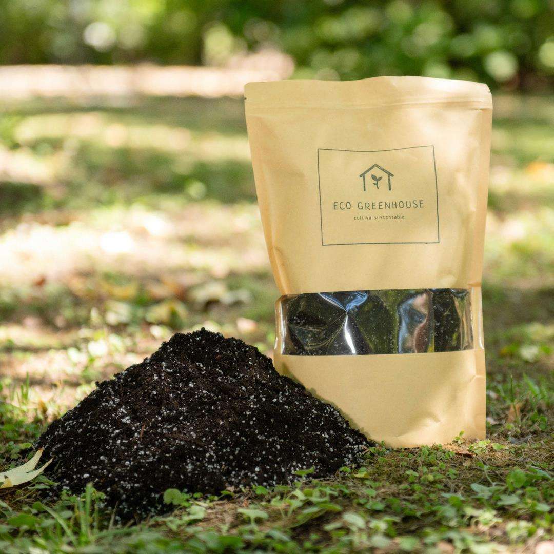 Tierra para Maceteros ECO GREENHOUSE – 1 kg